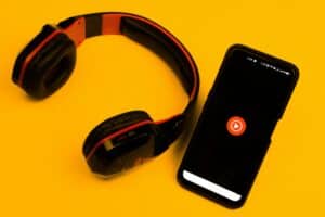 Audiobook Apps: Revolutionizing Reading on the Go